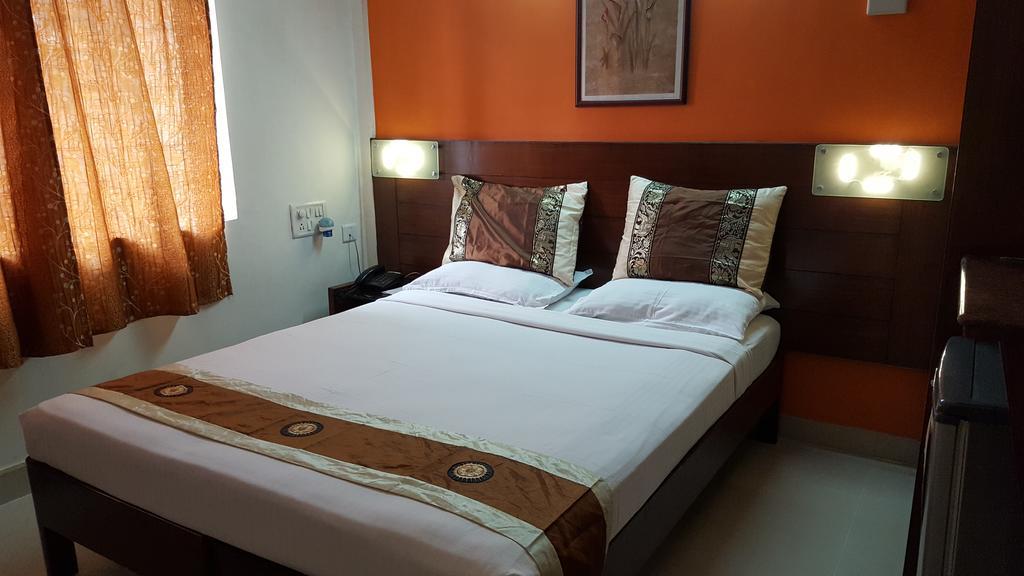 Maple Suites Bangalore Extérieur photo