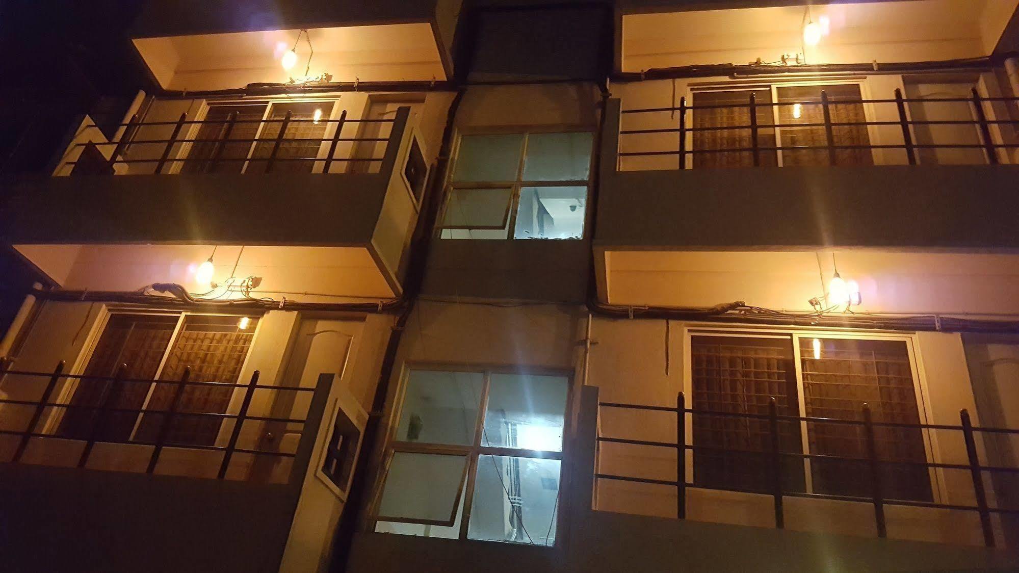 Maple Suites Bangalore Extérieur photo